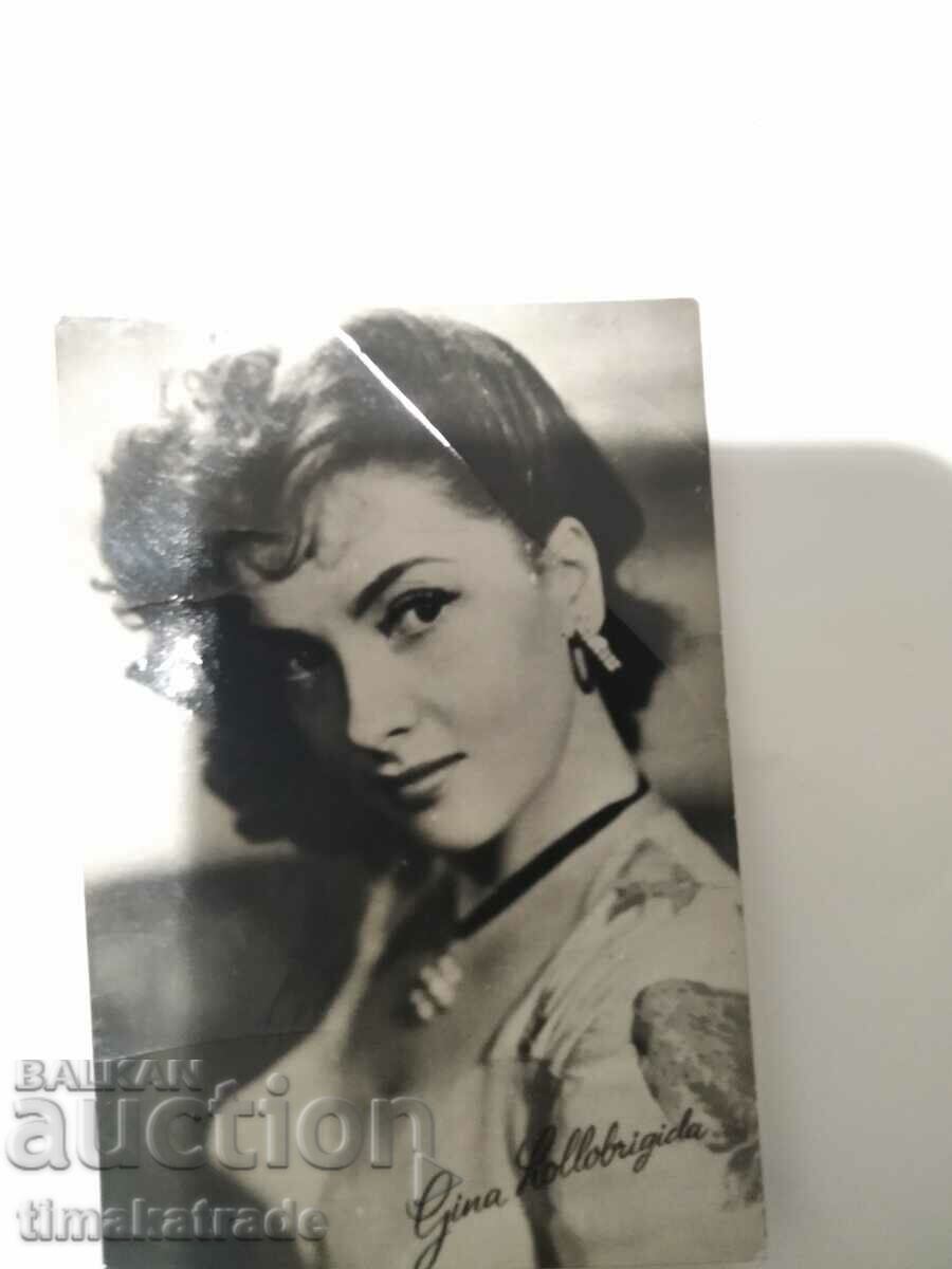 Card/photo Italian actress Gina Lollobrigida