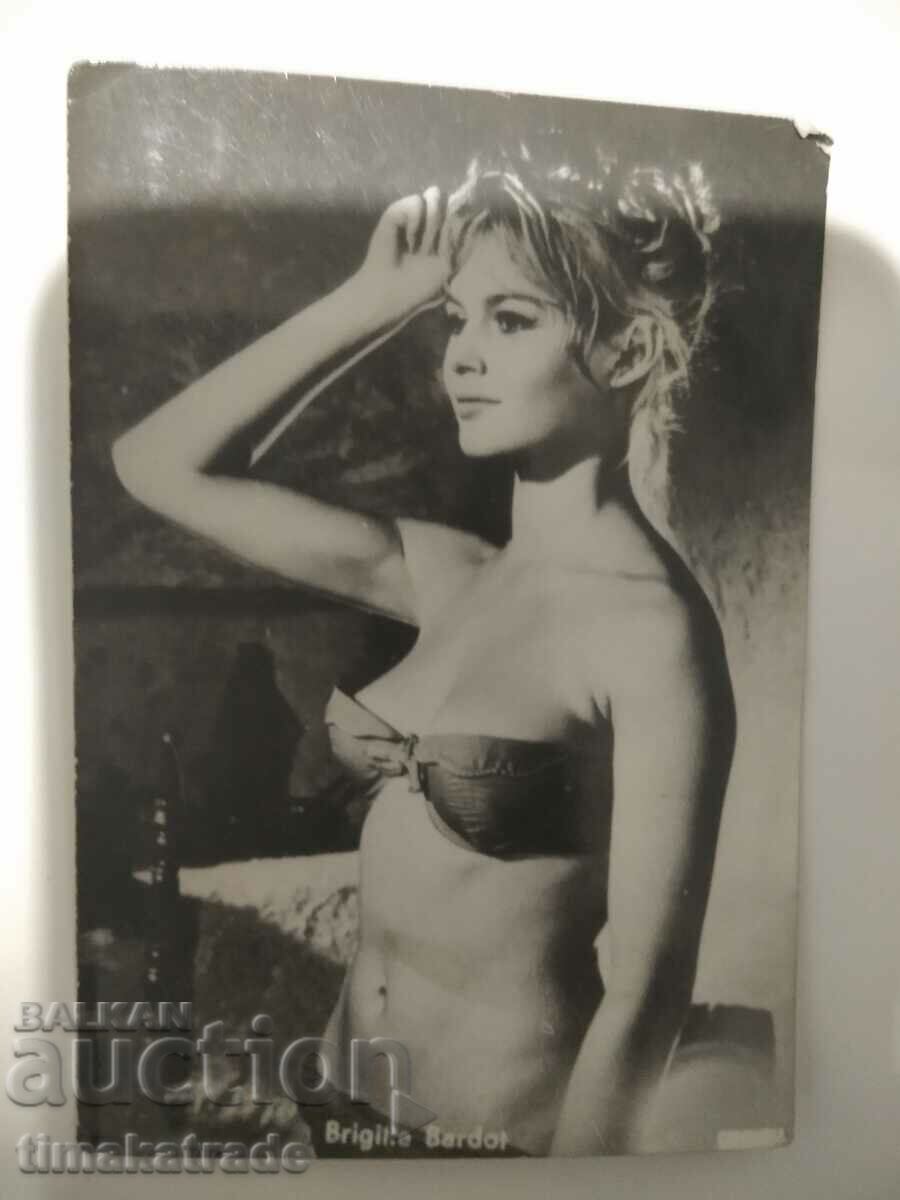 Картичка/снимка  френската актриса Бриджит Бардо