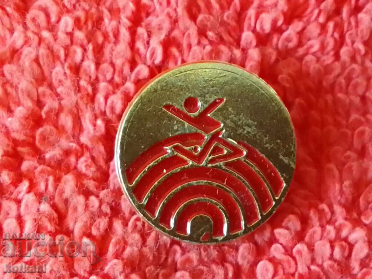 Delivery of Old Metal Social Sport Badge Delivery of Old Metal Social Sport Badge