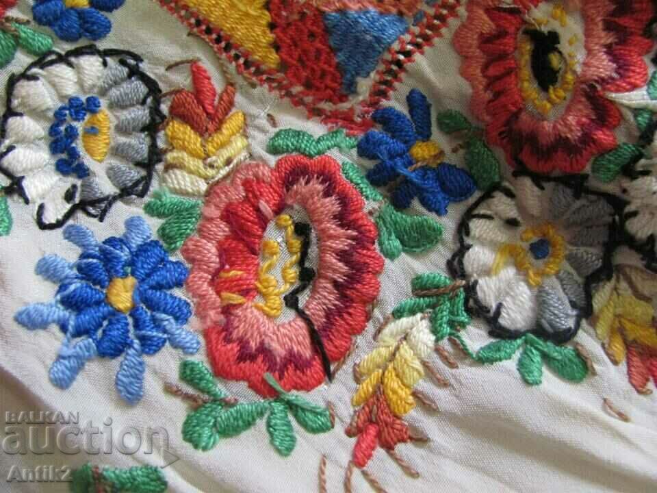 60's Vintich Silk Ladies Blouse - 6 60's Vintich Silk Ladies Blouse - 6