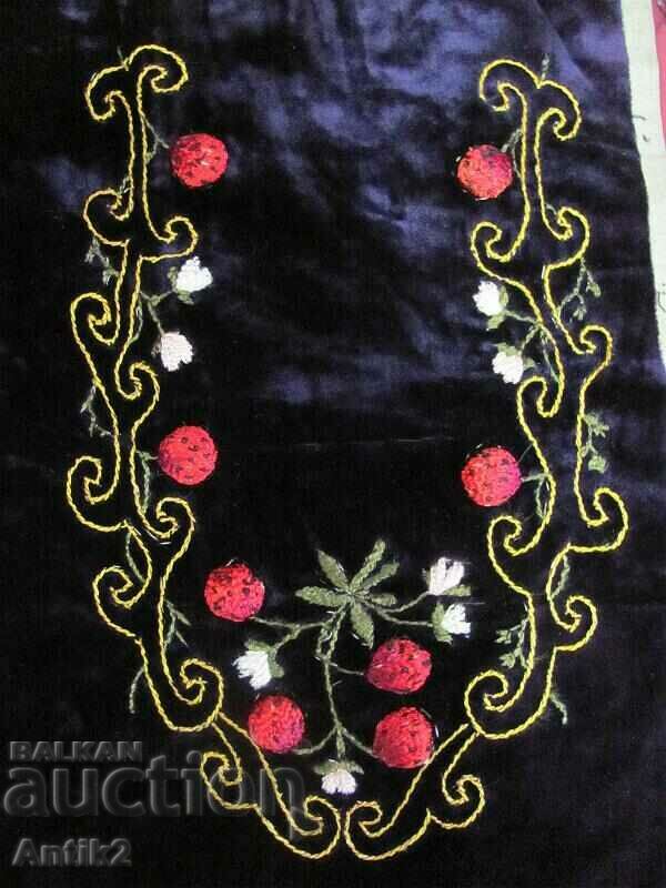 Auction 19th Century Folk Art Motifs Auction 19th Century Folk Art Motifs