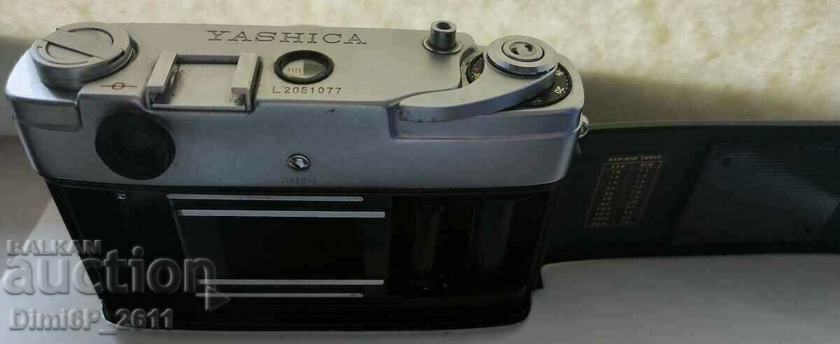 Vintage camera Yashica Lynx-1000 35mm lens - 6