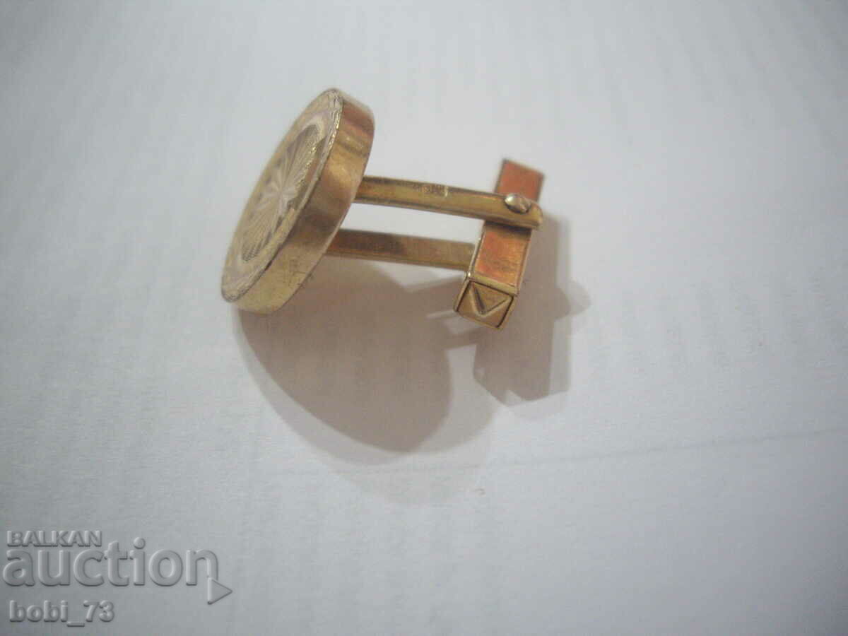 An old cufflink. with price 10.00 BGN | € 5.11