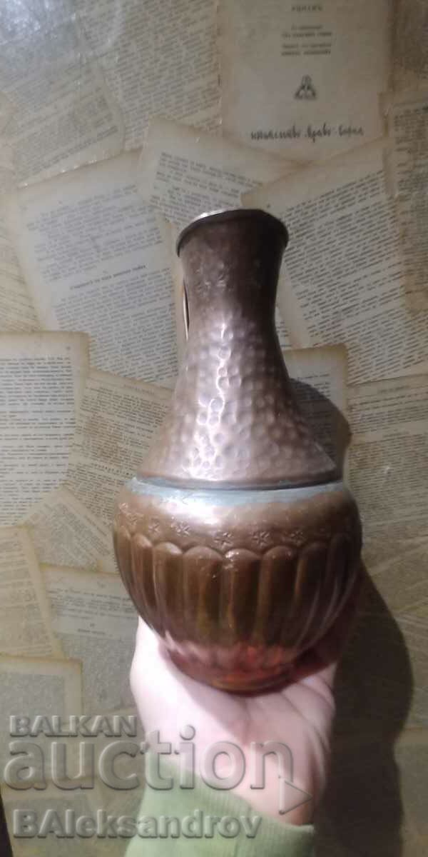 Стара кована медна кана с цена 37.00 лв. | € 18.92 Стара кована медна кана с цена 37.00 лв. | € 18.92