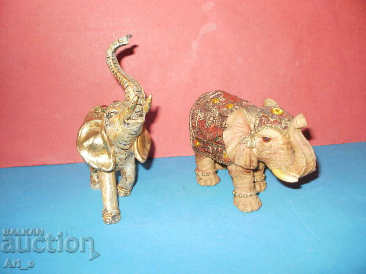 Lot of 2 elephants hand decorated with colorful stones and ornaments with price 24.99 BGN | € 12.78 Lot of 2 elephants hand decorated with colorful stones and ornaments with price 24.99 BGN | € 12.78