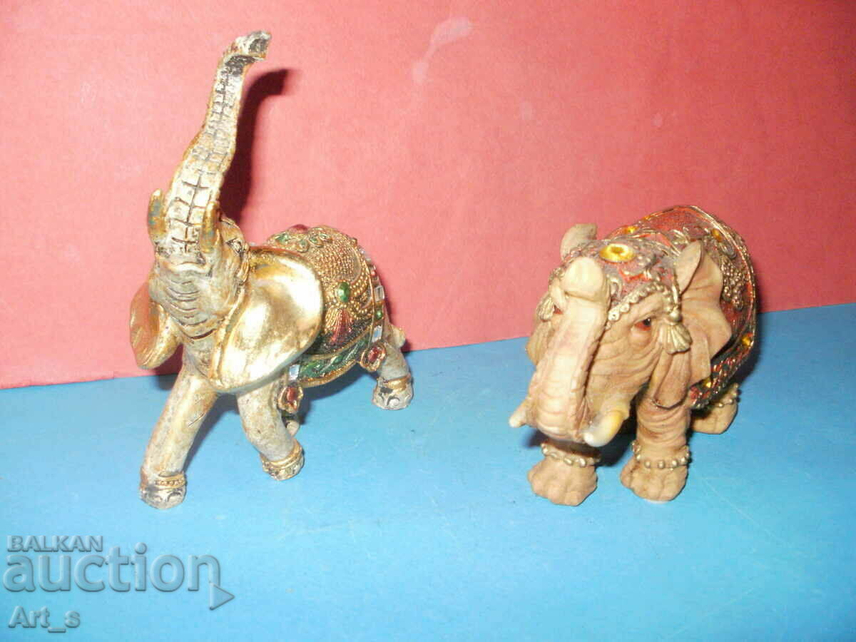 Lot of 2 elephants hand decorated with colorful stones and ornaments - 7 Lot of 2 elephants hand decorated with colorful stones and ornaments - 7