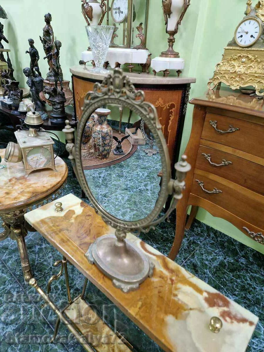 Livrarea O minunată oglindă englezească din bronz antic Livrarea O minunată oglindă englezească din bronz antic