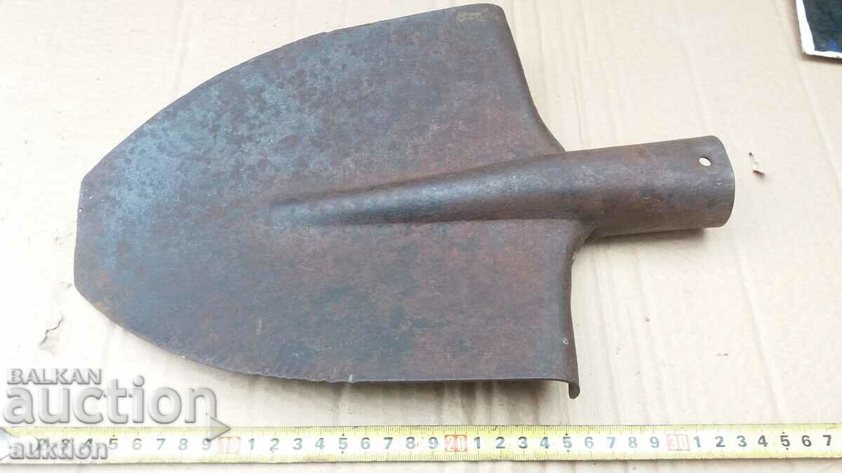 Auction OLD STRAIGHT SHOVEL Auction OLD STRAIGHT SHOVEL