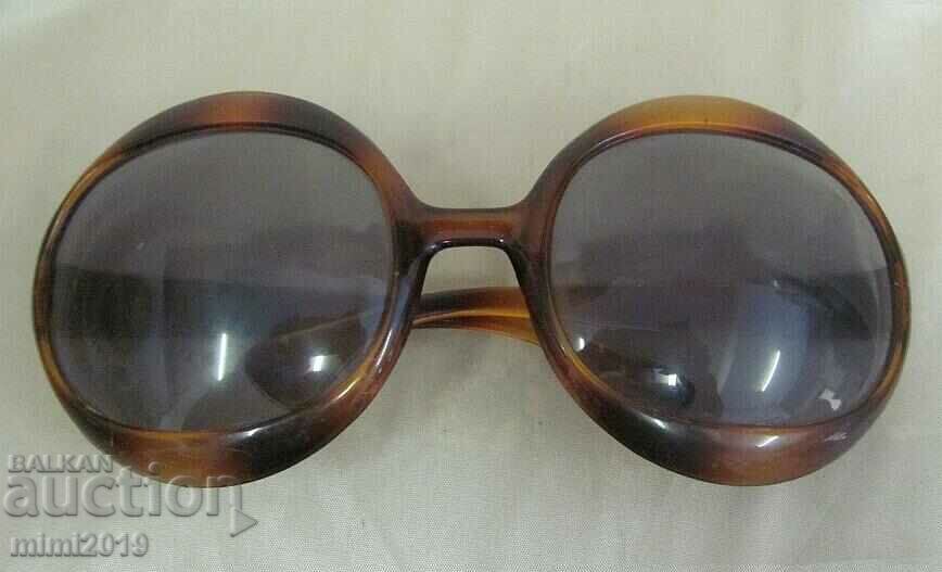 40's Women's Sunglasses Italy with price 50.00 BGN | € 25.56 40's Women's Sunglasses Italy with price 50.00 BGN | € 25.56