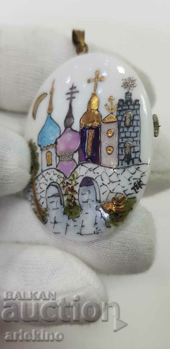 Auction Author's painted porcelain brooch, temple, churches Auction Author's painted porcelain brooch, temple, churches