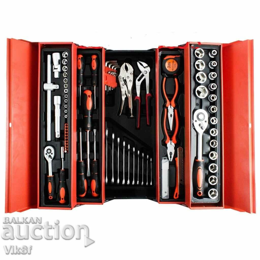 Folding metal tool case with 85 pieces