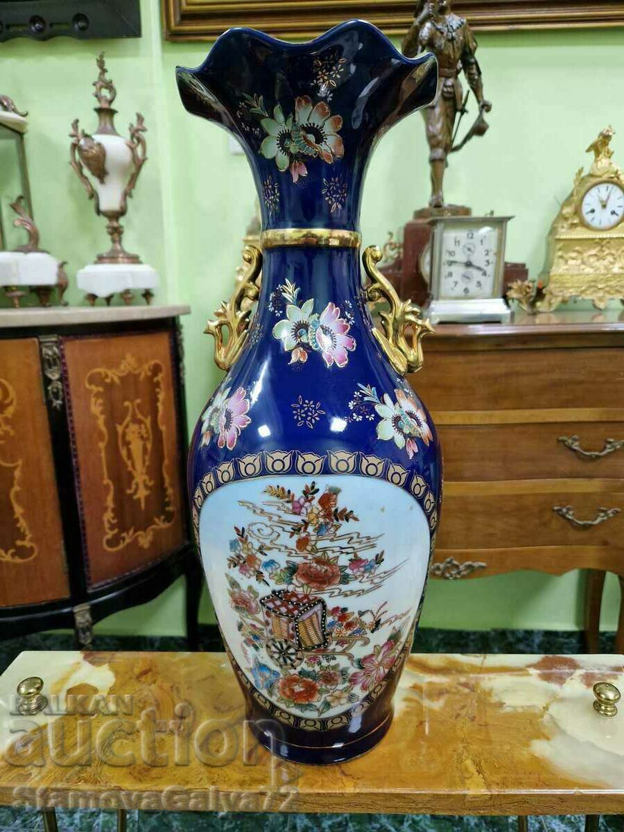 A unique antique Chinese Satsuma porcelain vase