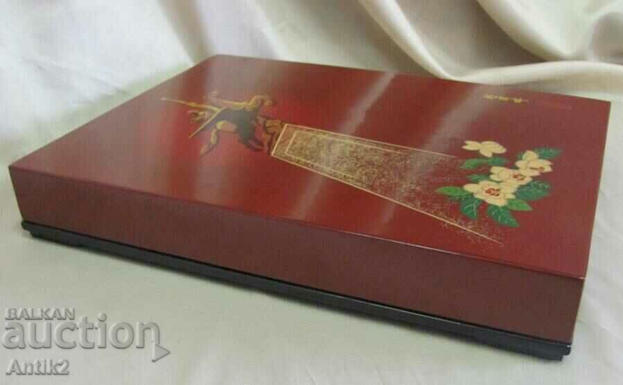 Auction 50s Large Luxury Bakelite Box - Korea Auction 50s Large Luxury Bakelite Box - Korea