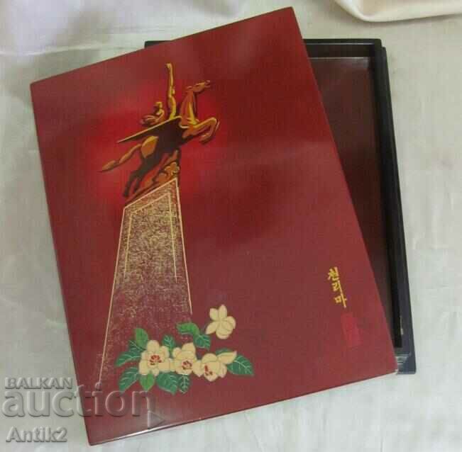 Delivery of 50s Large Luxury Bakelite Box - Korea Delivery of 50s Large Luxury Bakelite Box - Korea