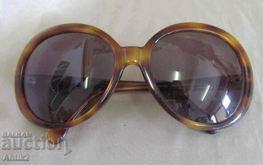 Delivery of Vintich Women's Sunglasses ADRIENNE VITTADINI Delivery of Vintich Women's Sunglasses ADRIENNE VITTADINI