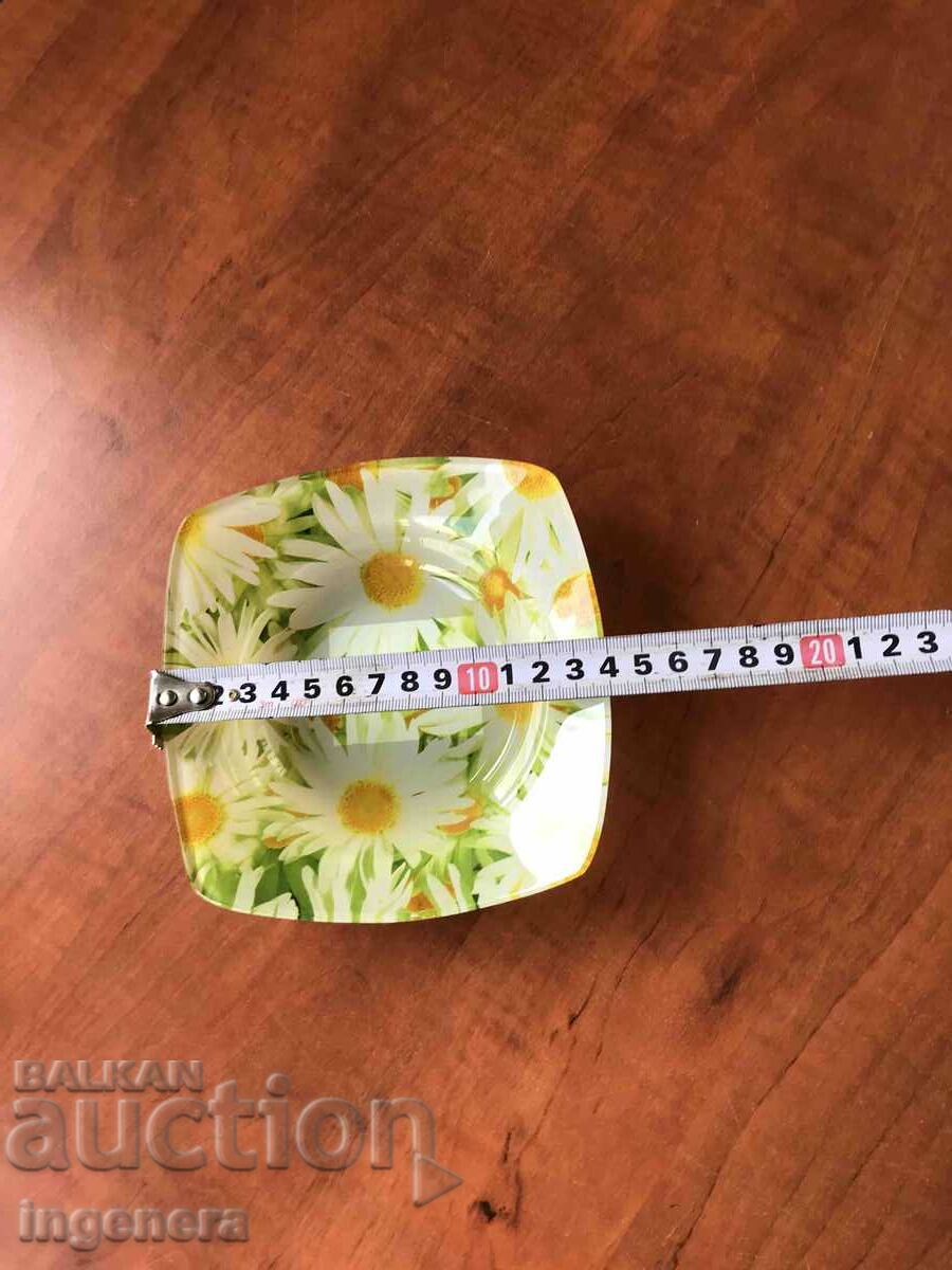 NUT BOWL GLASS CONTEMPORARY with price 3.00 BGN | € 1.53 NUT BOWL GLASS CONTEMPORARY with price 3.00 BGN | € 1.53