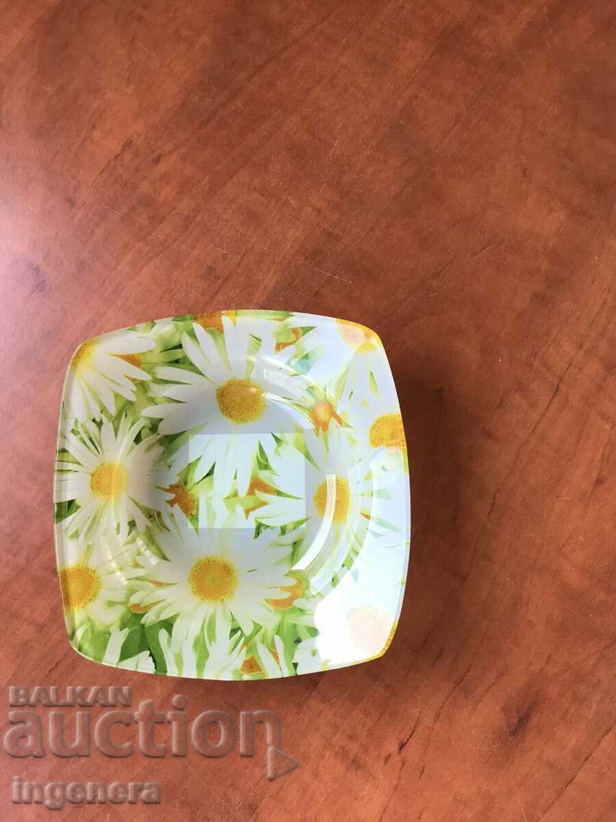 Auction NUT BOWL GLASS CONTEMPORARY Auction NUT BOWL GLASS CONTEMPORARY