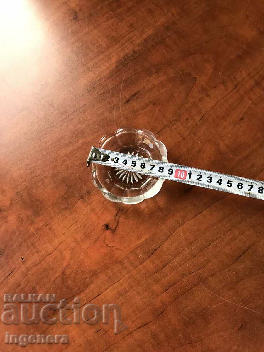 Auction  PLATE FOR WHITE SWEETS FROM SOCA