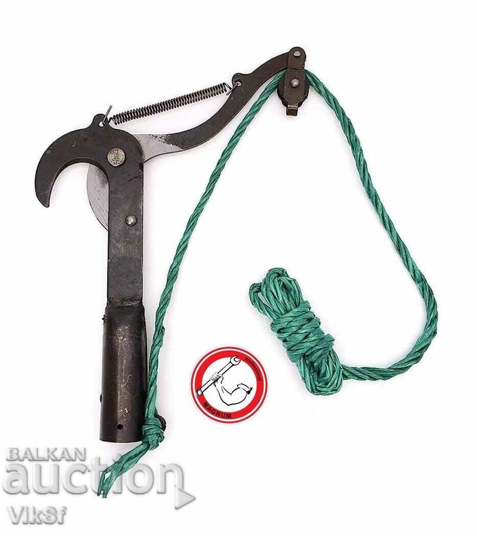 Shears for cutting high branches with a rope
