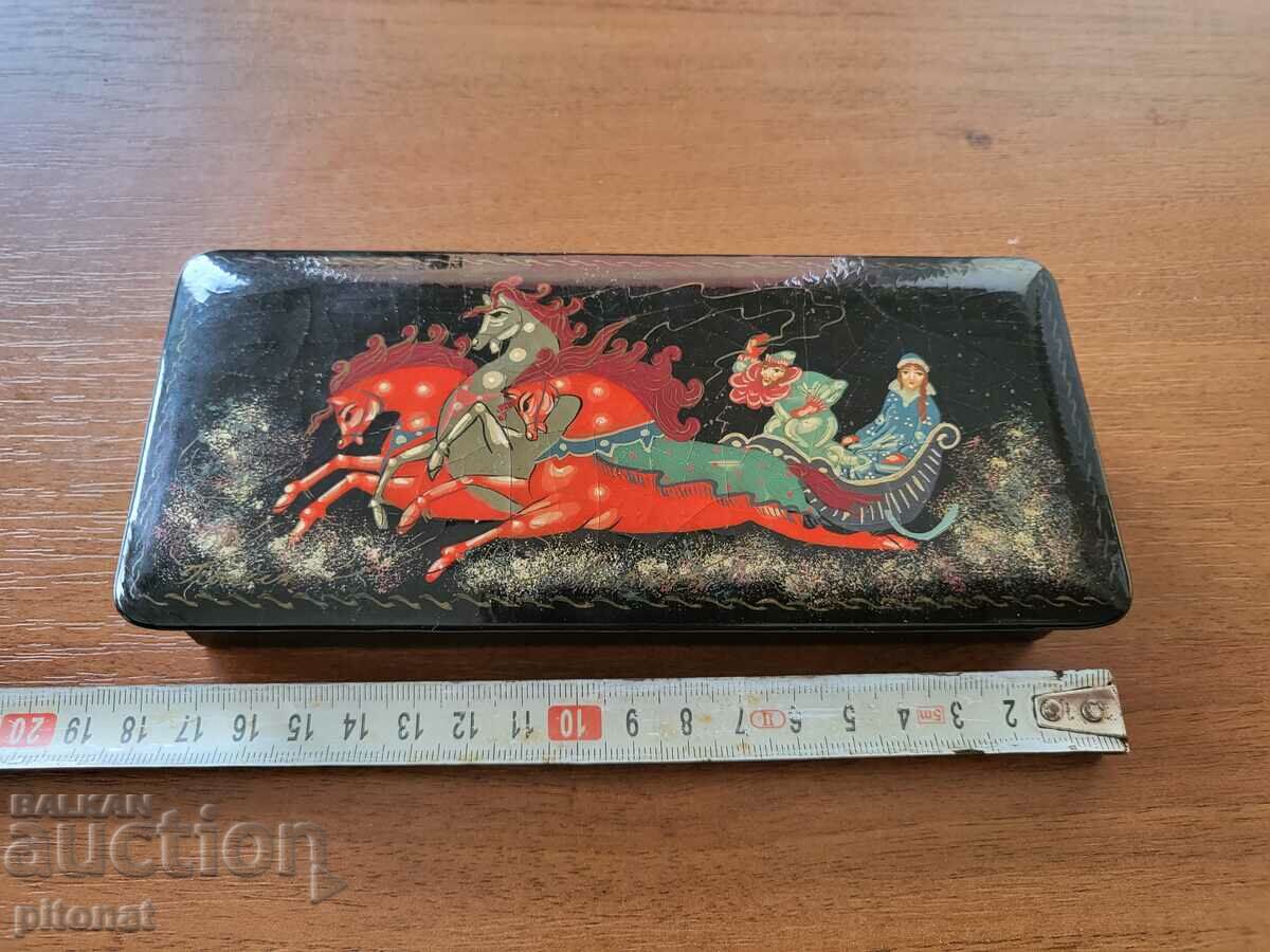 Delivery of USSR hand painted lacquer box Delivery of USSR hand painted lacquer box