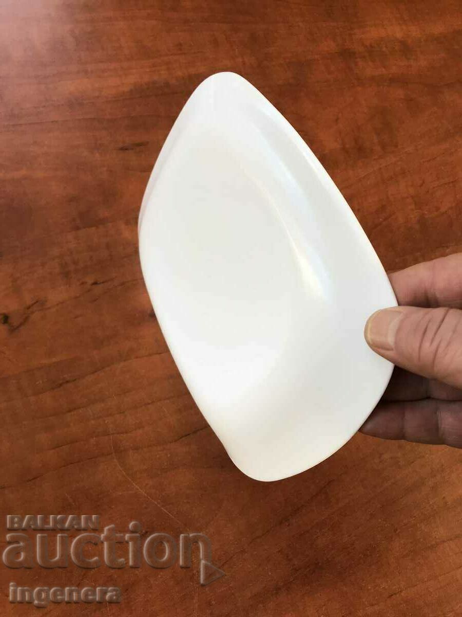 Auction PLATEAU ARCOPAL SMALL Auction PLATEAU ARCOPAL SMALL