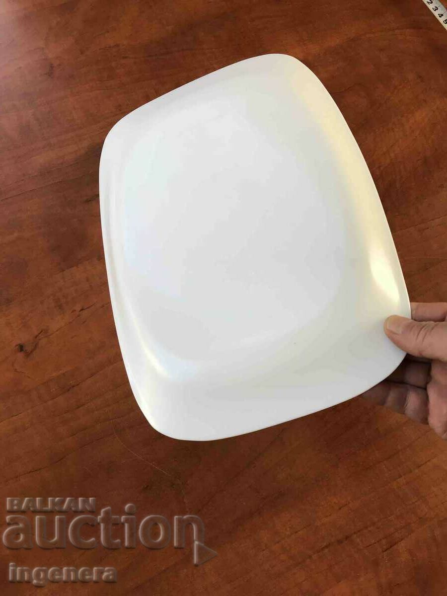 Delivery of PLATEAU TRAY ARCOPAL LARGE Delivery of PLATEAU TRAY ARCOPAL LARGE