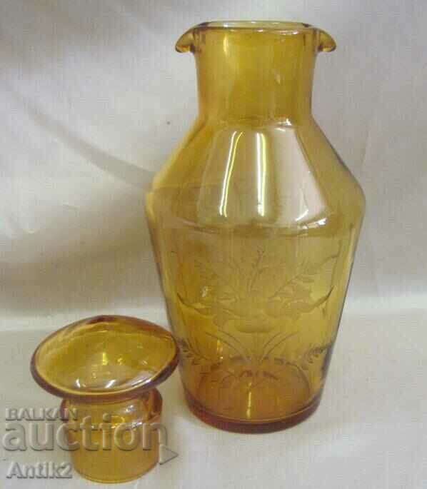 Auction 1900s Art Nouveau Carafe, Decanter Auction 1900s Art Nouveau Carafe, Decanter