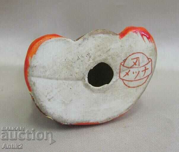 Auction 19th Century Mini Porcelain Buddha Figure Japan Auction 19th Century Mini Porcelain Buddha Figure Japan