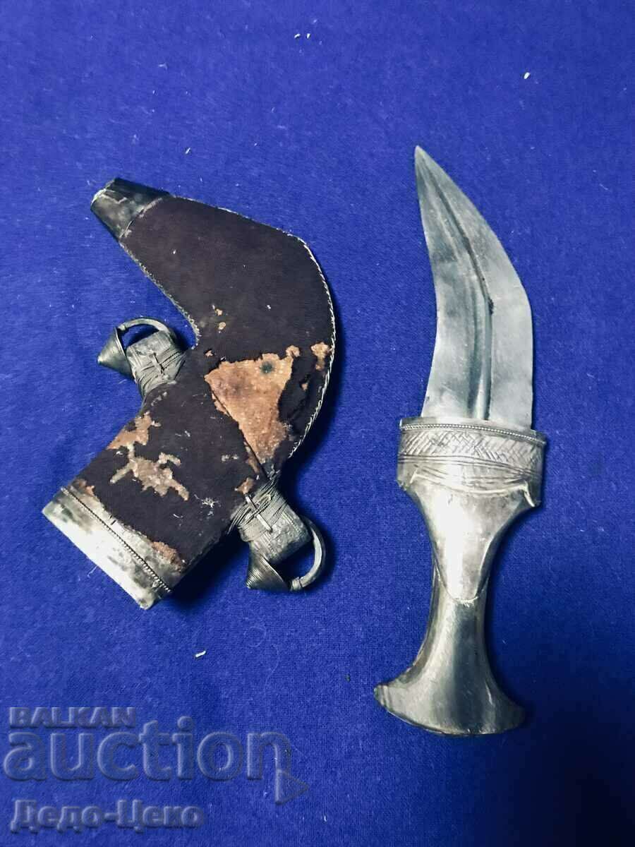 Jambia Dagger Kumaya Knife with price 570.00 BGN | € 291.44 Jambia Dagger Kumaya Knife with price 570.00 BGN | € 291.44