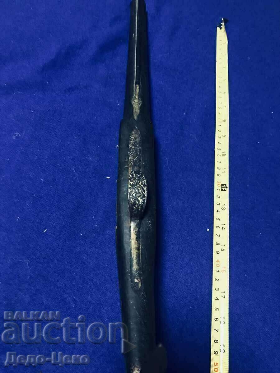 Доставка на Кремъчен пищов Доставка на Кремъчен пищов