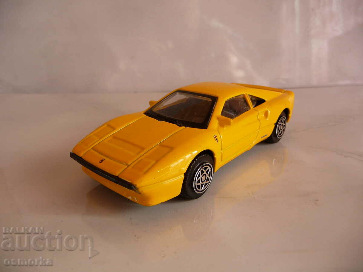 Ferrari GTO Bburago Ferrari mașină de colecție galbenă
