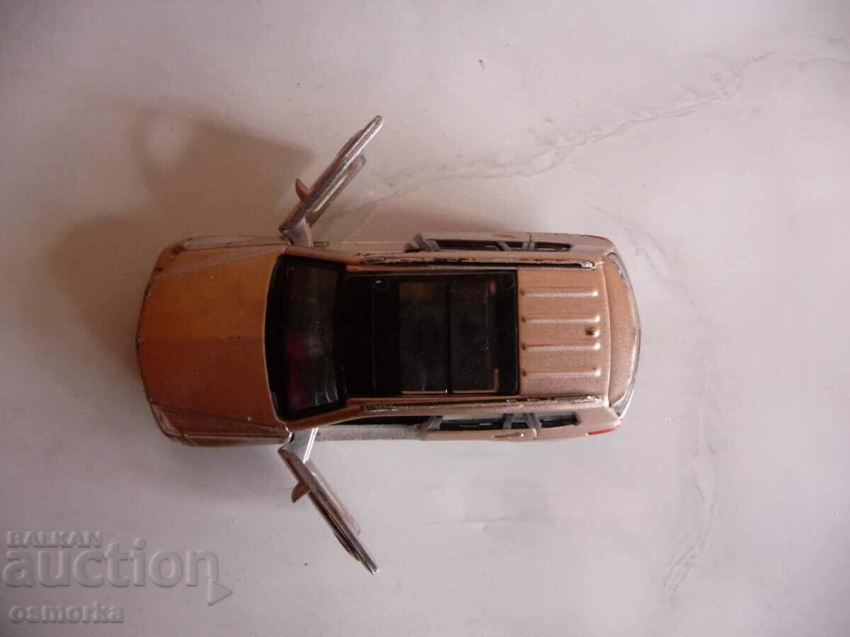 Mercedes Benz GLK Class collector car Mercedes jeep - 5 Mercedes Benz GLK Class collector car Mercedes jeep - 5