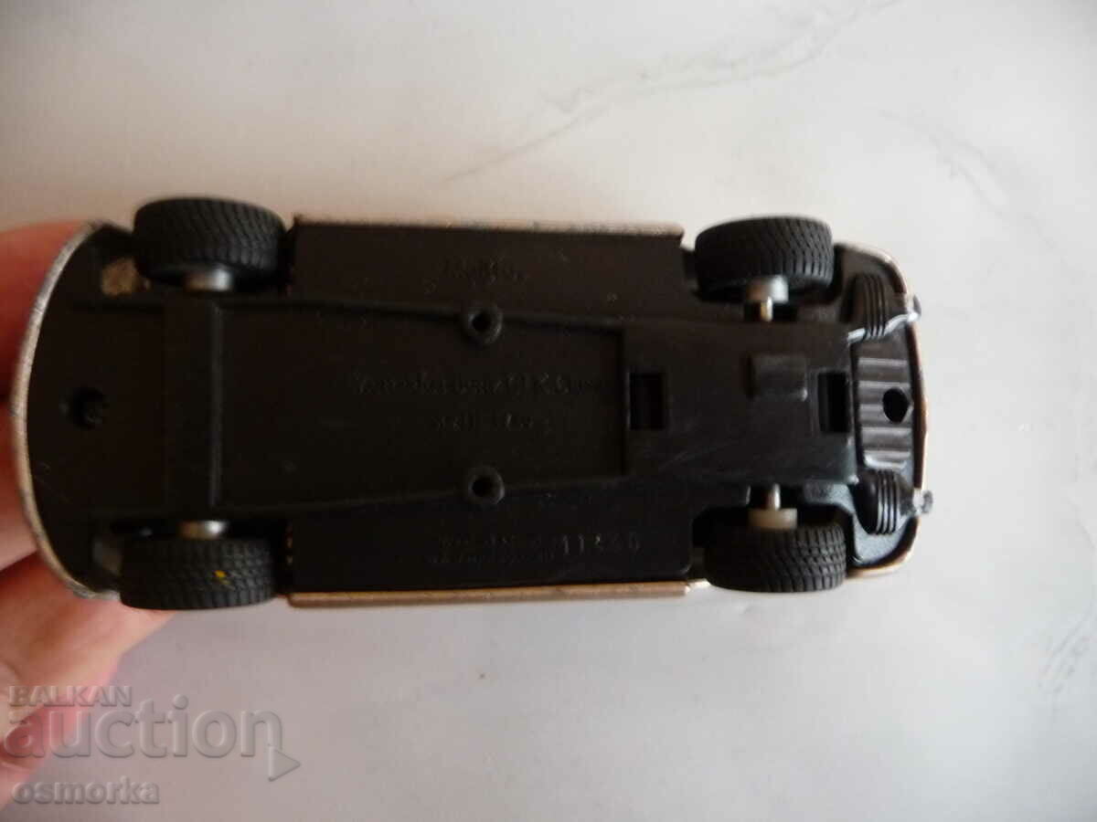 Mercedes Benz GLK Class collector car Mercedes jeep - 6 Mercedes Benz GLK Class collector car Mercedes jeep - 6