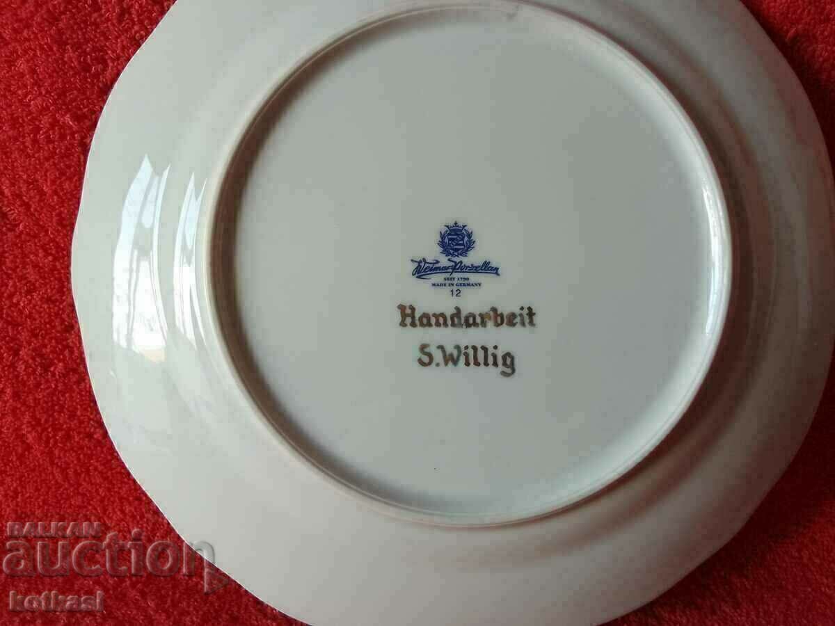 Delivery of Old WEIMAR porcelain plate handmade gilding Roe Hunting