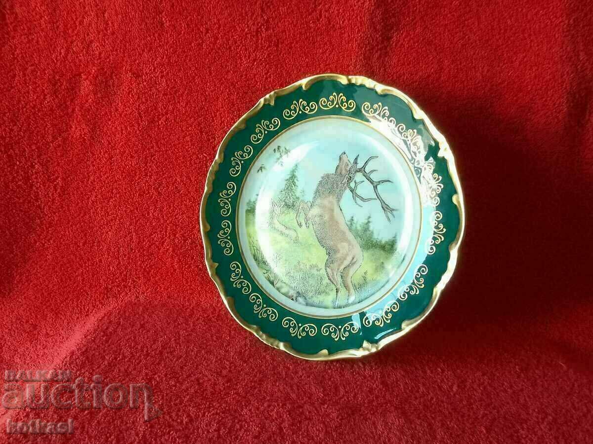 Old WEIMAR porcelain plate handmade gilding Roe Hunting - 5