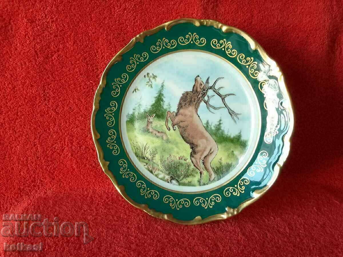 Стар порцелан чиния WEIMAR ръчна работа позлата Сърна Лов - 6 Стар порцелан чиния WEIMAR ръчна работа позлата Сърна Лов - 6