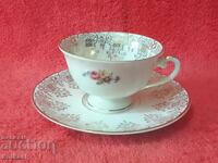 Vechi set dublu farfurie pahare din portelan aurit colectia Alka Kunst