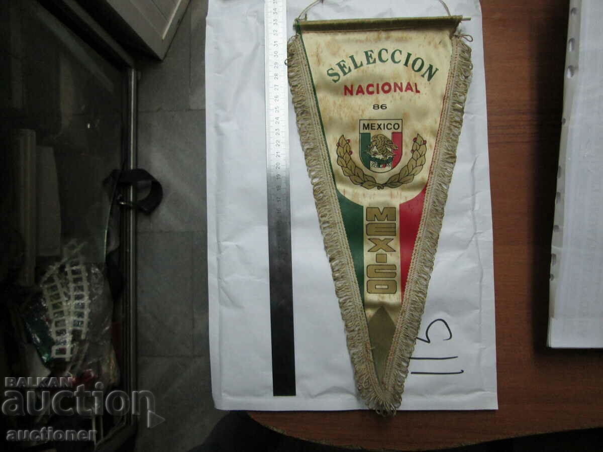 Delivery of VERY RARE NATIONAL FLAG. MEXICO'S WORLD 86 TEAM Delivery of VERY RARE NATIONAL FLAG. MEXICO'S WORLD 86 TEAM