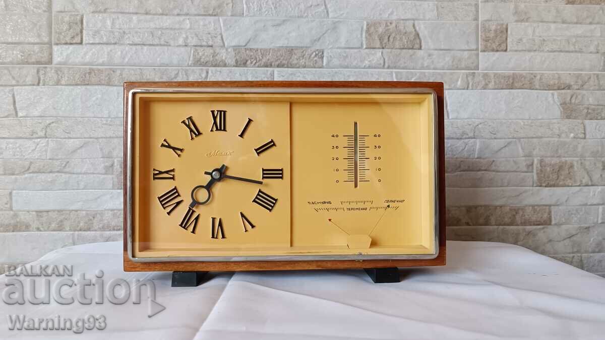 Παλιό επιτραπέζιο ρολόι Beacon με βαρόμετρο και θερμόμετρο