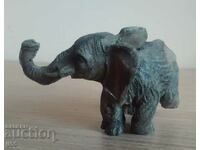 Figure/sculpture/sculpture - elephant