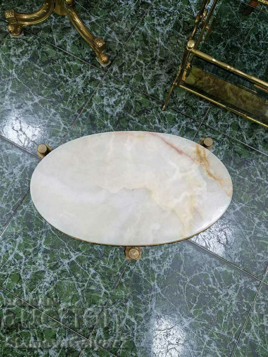 O măsuță drăguță din onix din bronz antic francez - 6