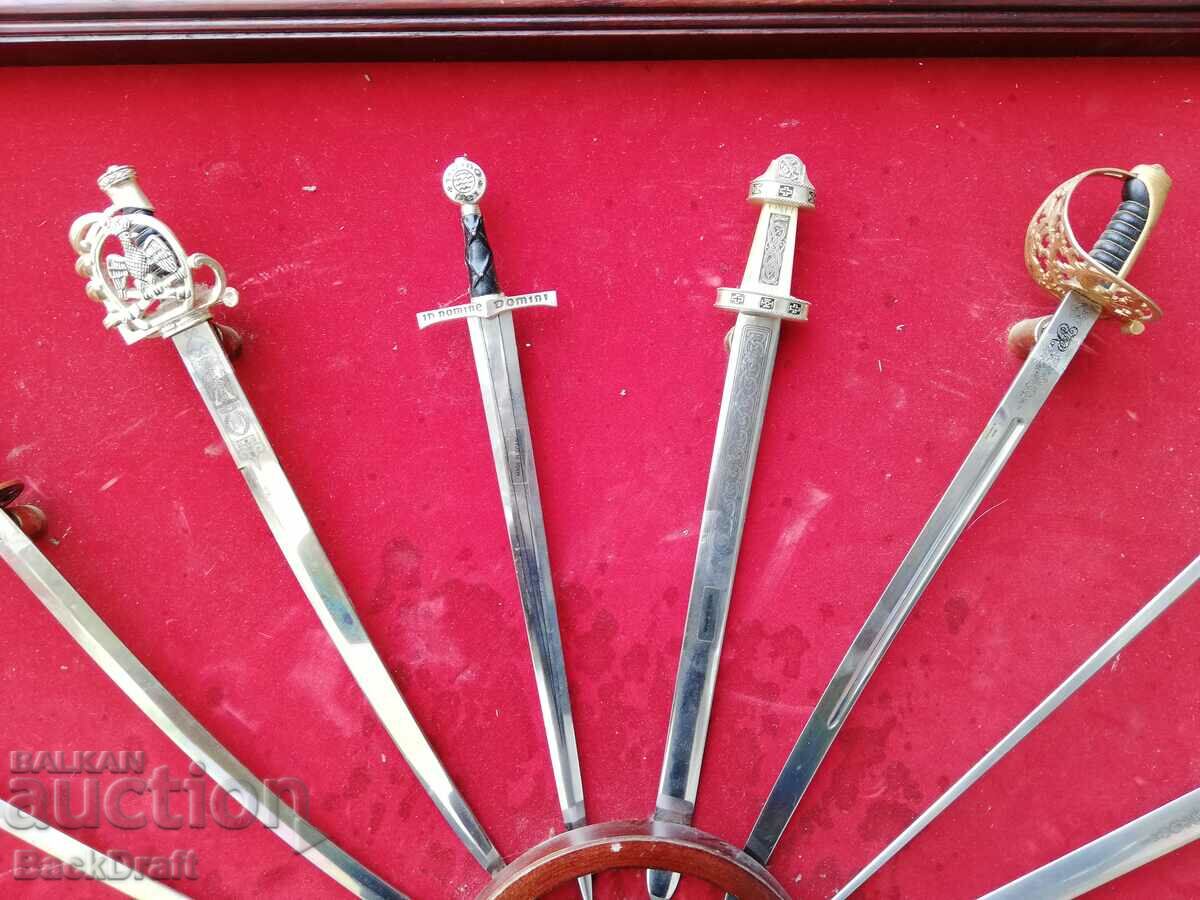 Delivery of 10 NUMBERS MINIATURE, REPLICA SWORD, SWORD, KATAN, RAPIER, DAGGER, SWORD Delivery of 10 NUMBERS MINIATURE, REPLICA SWORD, SWORD, KATAN, RAPIER, DAGGER, SWORD