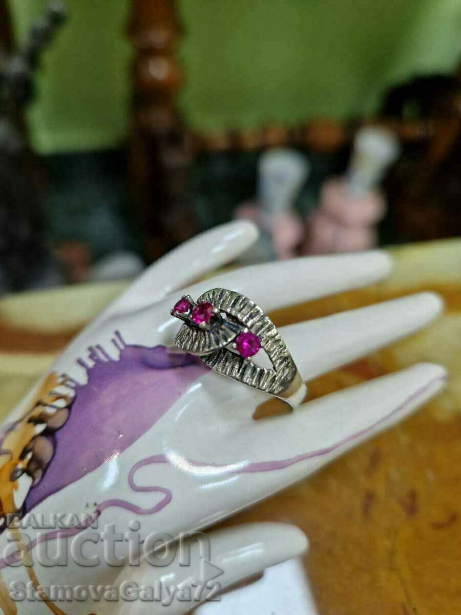 Δημοπρασία Ένα υπέροχο γαλλικό ασημένιο δαχτυλίδι αντίκα Δημοπρασία Ένα υπέροχο γαλλικό ασημένιο δαχτυλίδι αντίκα