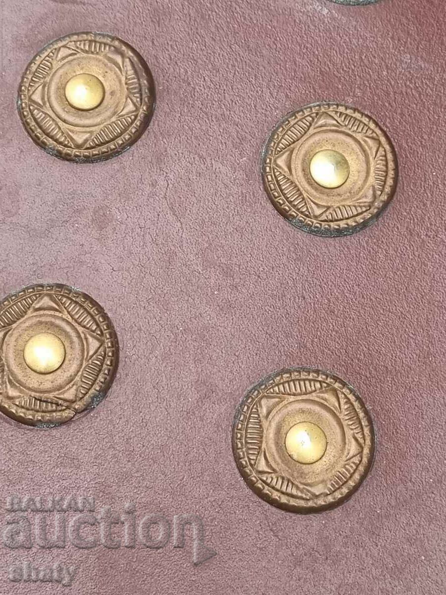 Old leather armor prop. - 5 Old leather armor prop. - 5