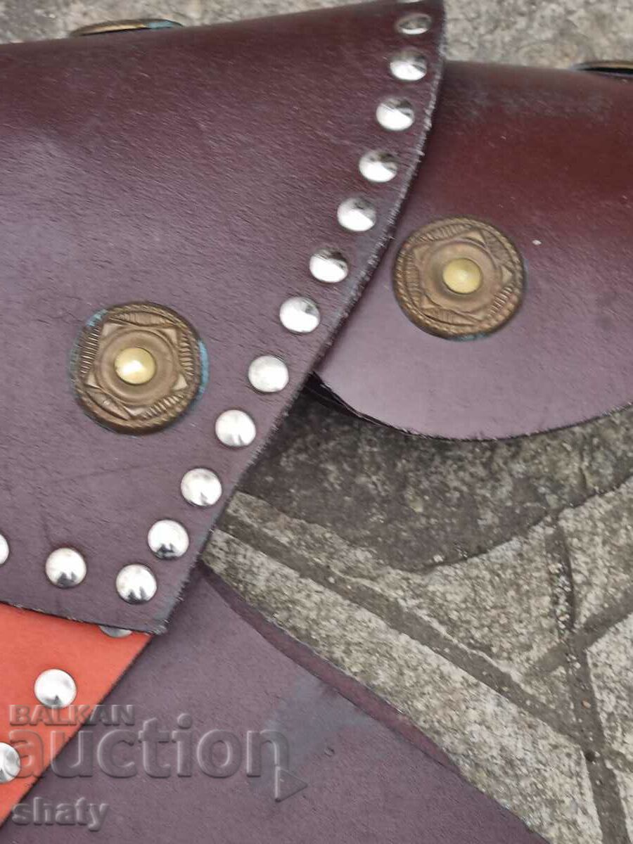 Old leather armor prop. - 7 Old leather armor prop. - 7