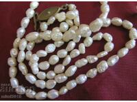 Suruburi 2 buc. Colier de perle de damă