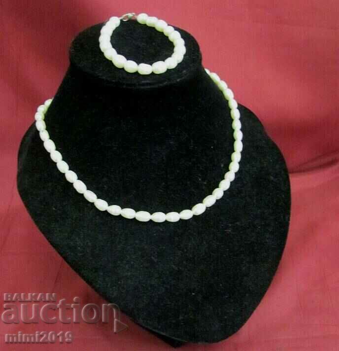 Vintich Women's Necklace and Bracelet
