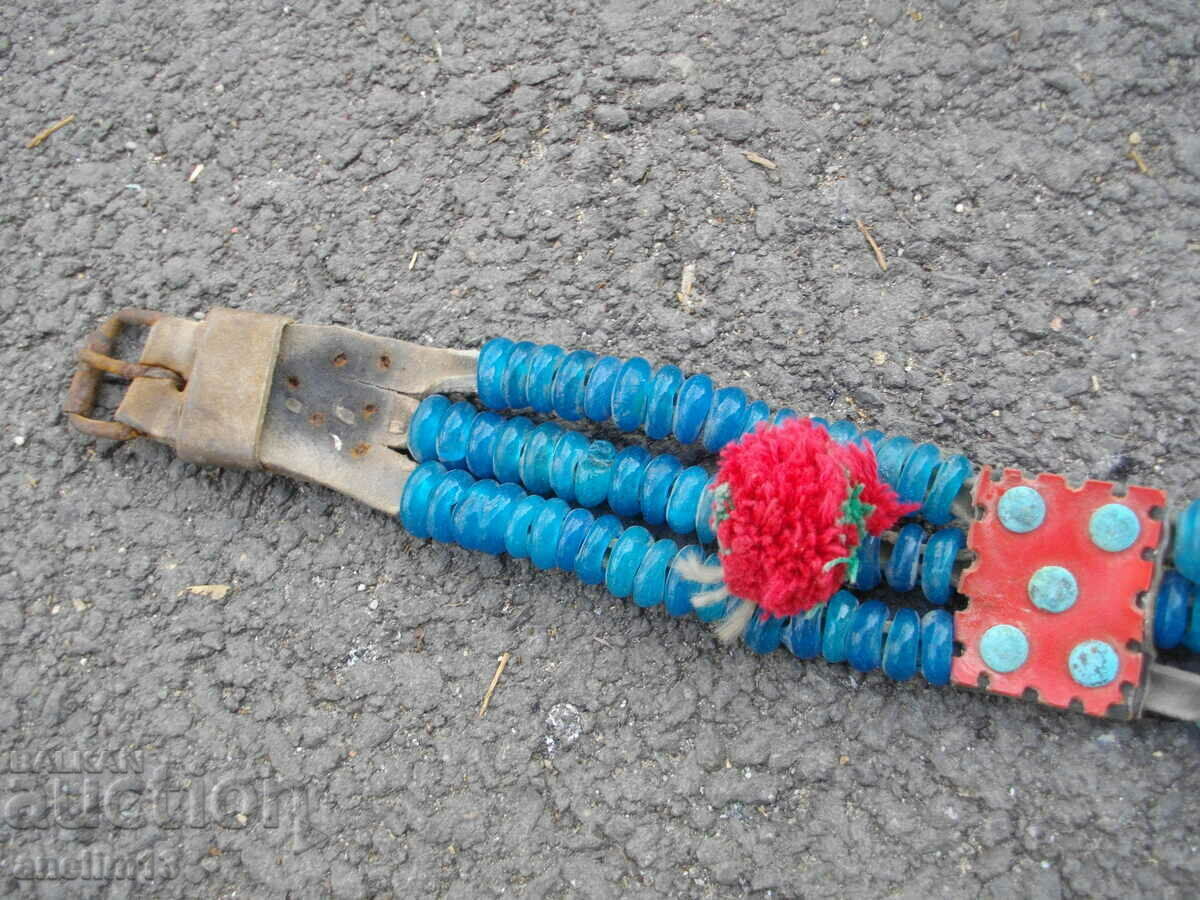 OLD HORSE TACK GLASS BEADS with price 135.00 BGN | € 69.02 OLD HORSE TACK GLASS BEADS with price 135.00 BGN | € 69.02