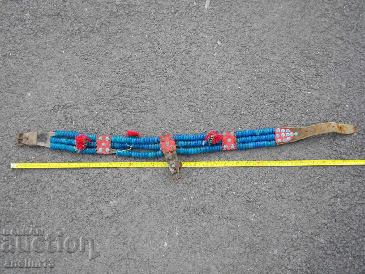 OLD HORSE TACK GLASS BEADS - 5 OLD HORSE TACK GLASS BEADS - 5