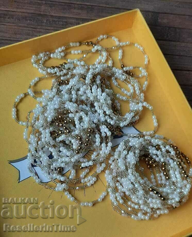 Lot of 60 handmade bracelets... with price 96.00 BGN | € 49.08